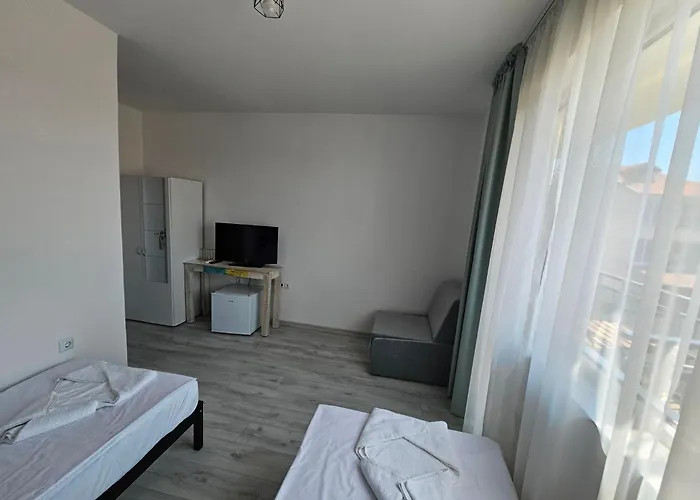 естрела Hotel *